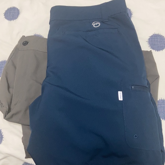 Magellan Shorts - Picture 3 of 5